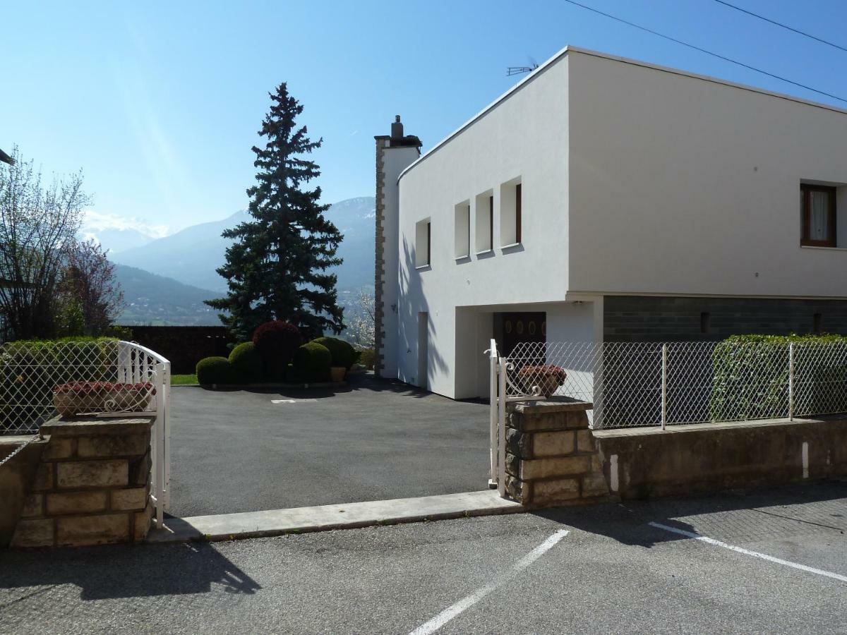 Vue Sur Les Montagnes Leilighet Embrun Eksteriør bilde